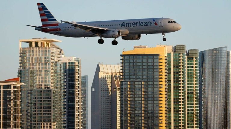 american-airlines-airbus-a321-laptop-battery-fire.jpg