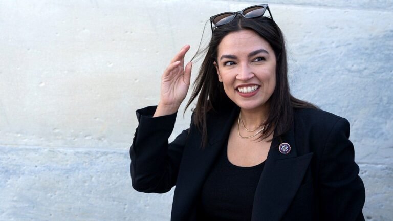 aoc-presidential-bid-congress.jpg