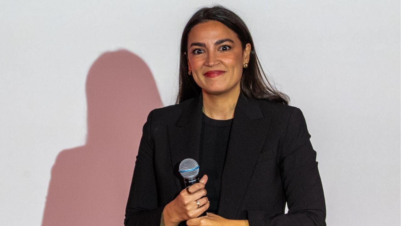 aoc-queens.jpg