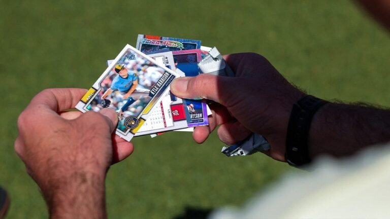 baseball-cards.jpg