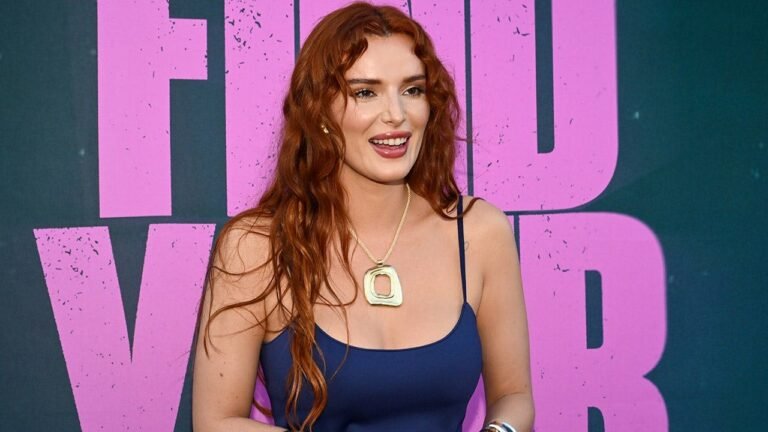 bella-thorne-carpet.jpg