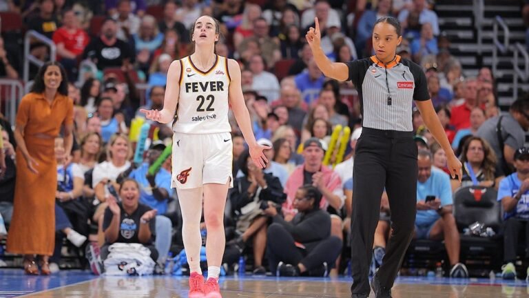 caitlin-clark-reacts-indiana-fever-chicago.jpg
