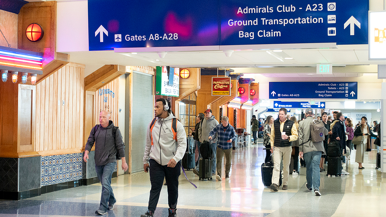 dallas-airport-travelers-hub.png