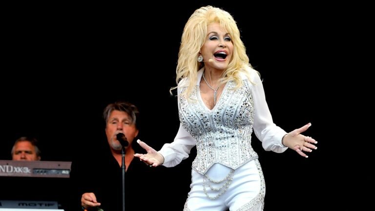 dolly-parton-glastonbury.jpg