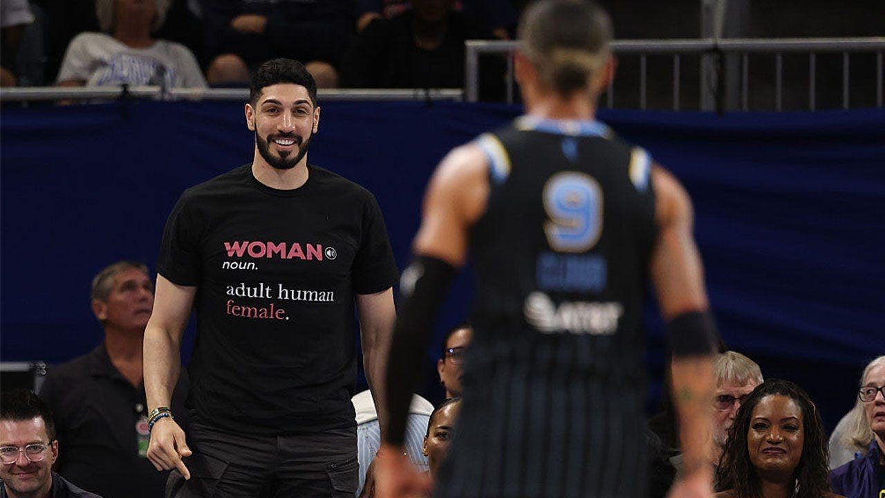 enes-kanter-freedom-cloud.jpg