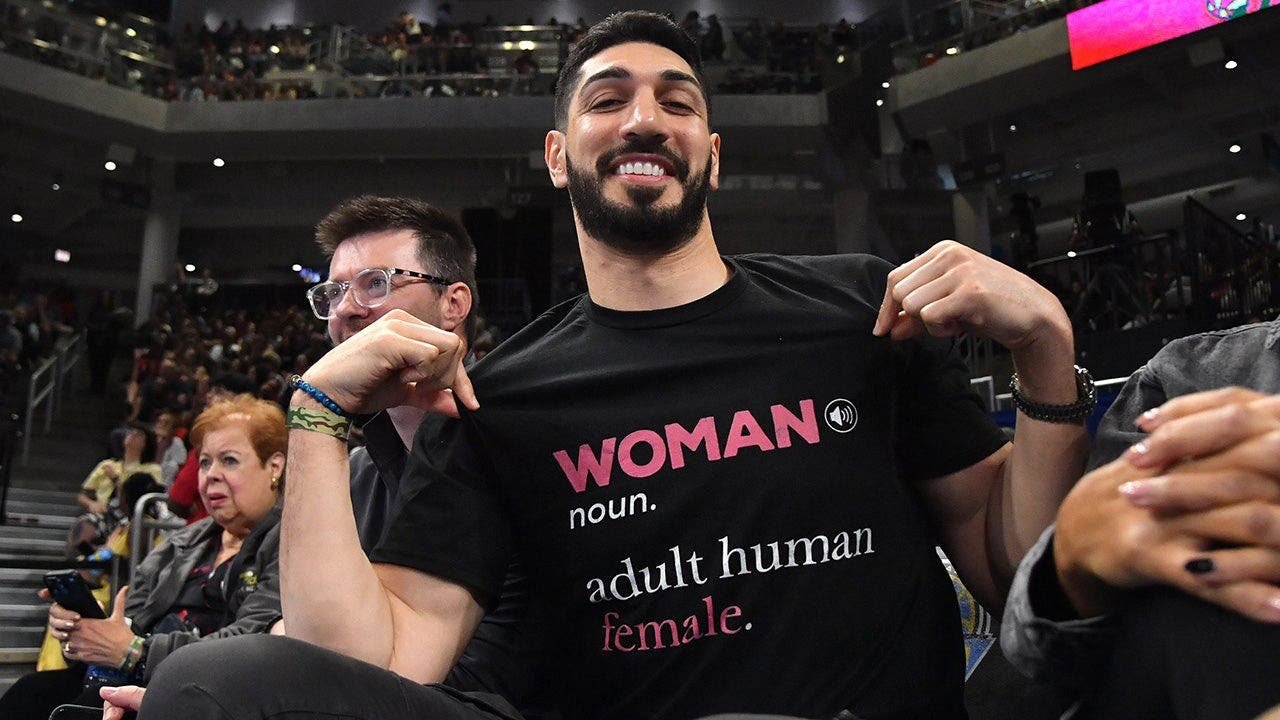 enes-kanter-freedom-wintrust-arena.jpg