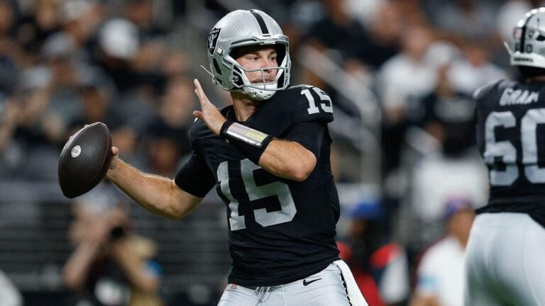fernando-mendoza-throws-pass-raiders-cardinals.jpg