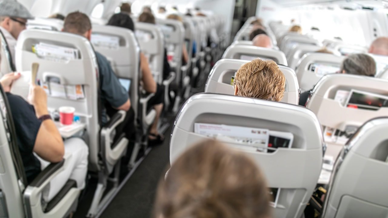 interior-airplane-seats.jpg