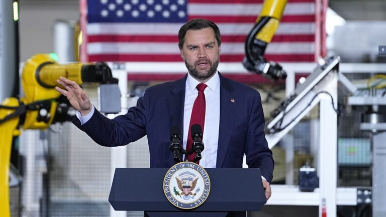 jd-vance-wisconsin.jpg