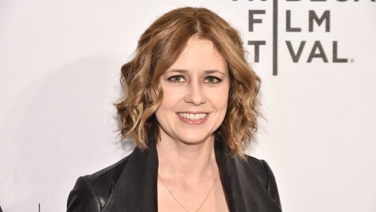 jenna-fischer-geezer-premiere-tribeca.jpg