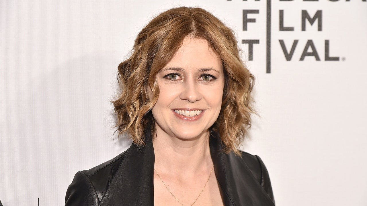 jenna-fischer-geezer-premiere-tribeca.jpg