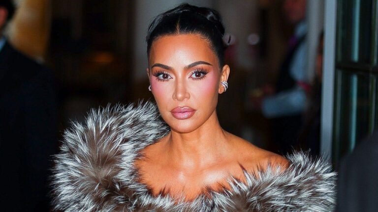 kim-kardashian-fur.jpg