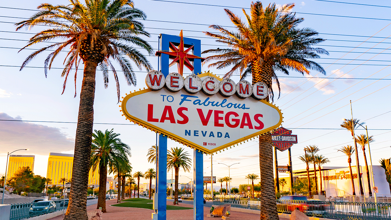 las-vegas-sign.gif