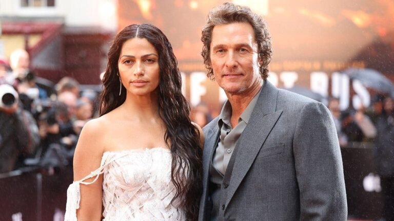 matthew-mcconaughey-camila-alves.jpg