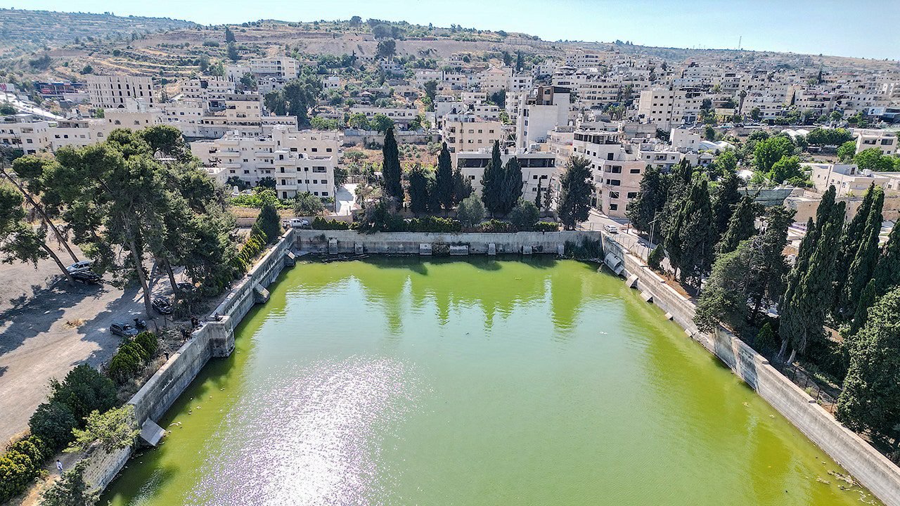 solomons-pools-west-bank.jpg