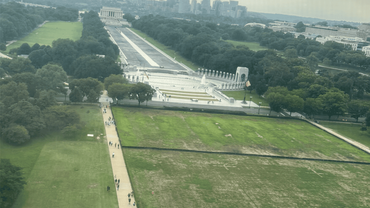 trump-vanadlism-claim-grassy-national-mall-july-4.png
