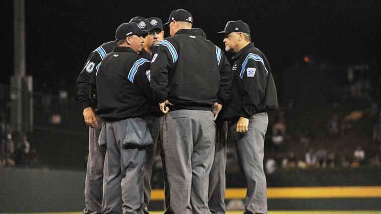umpires-little-league-world-series-semifinal.jpg