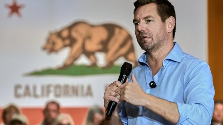 urlhttp3A2F2Fnpr-brightspot.s3.amazonaws.com2F7f2F232F809bfa654e20a52ca53f15aeac2f2Fap26232.jpeg