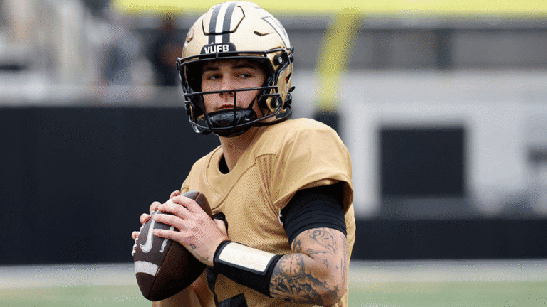 vanderbilt-jared-curtis.png