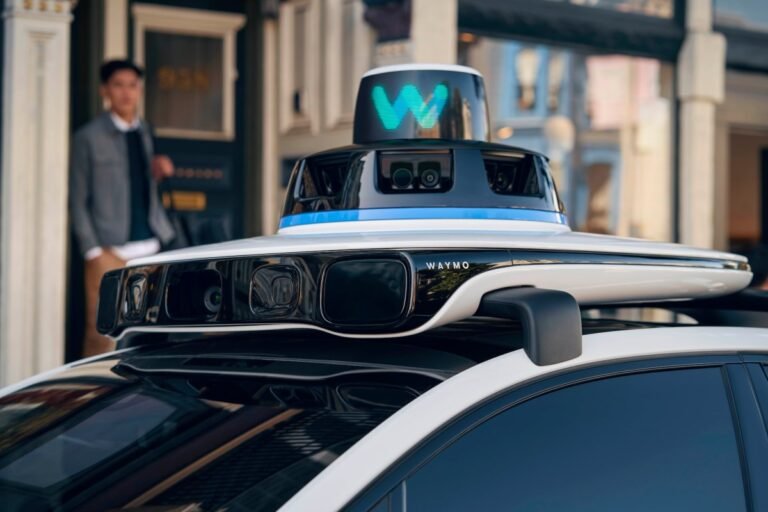 waymo-robotaxi-fifth-gen.jpg