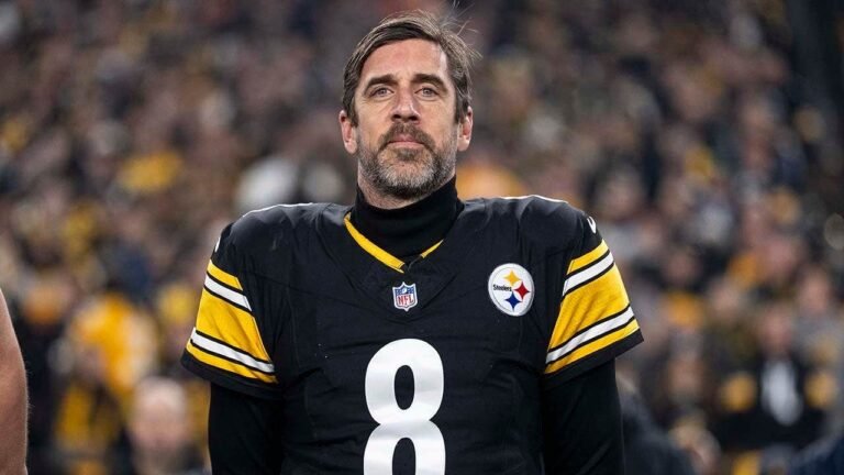 Aaron-Rodgers-Pittsburgh-NFL.jpg