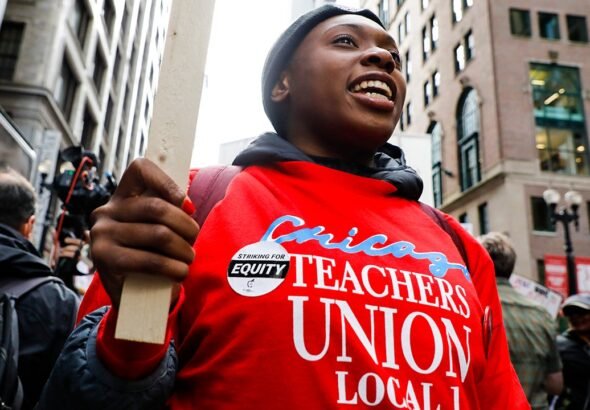 CHICAGO-TEACHERS-UNION-MEMBER.jpg