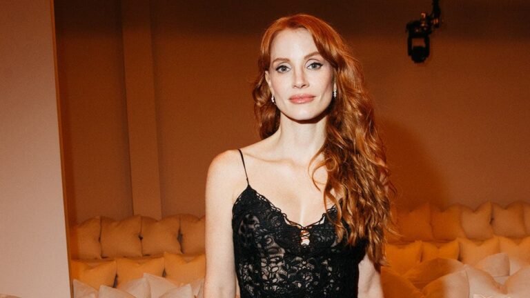Jessica_Chastain_Other_Mommy.jpg