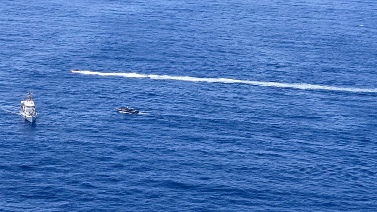 Puerto-Rico-boat-capsized-people-rescued.png