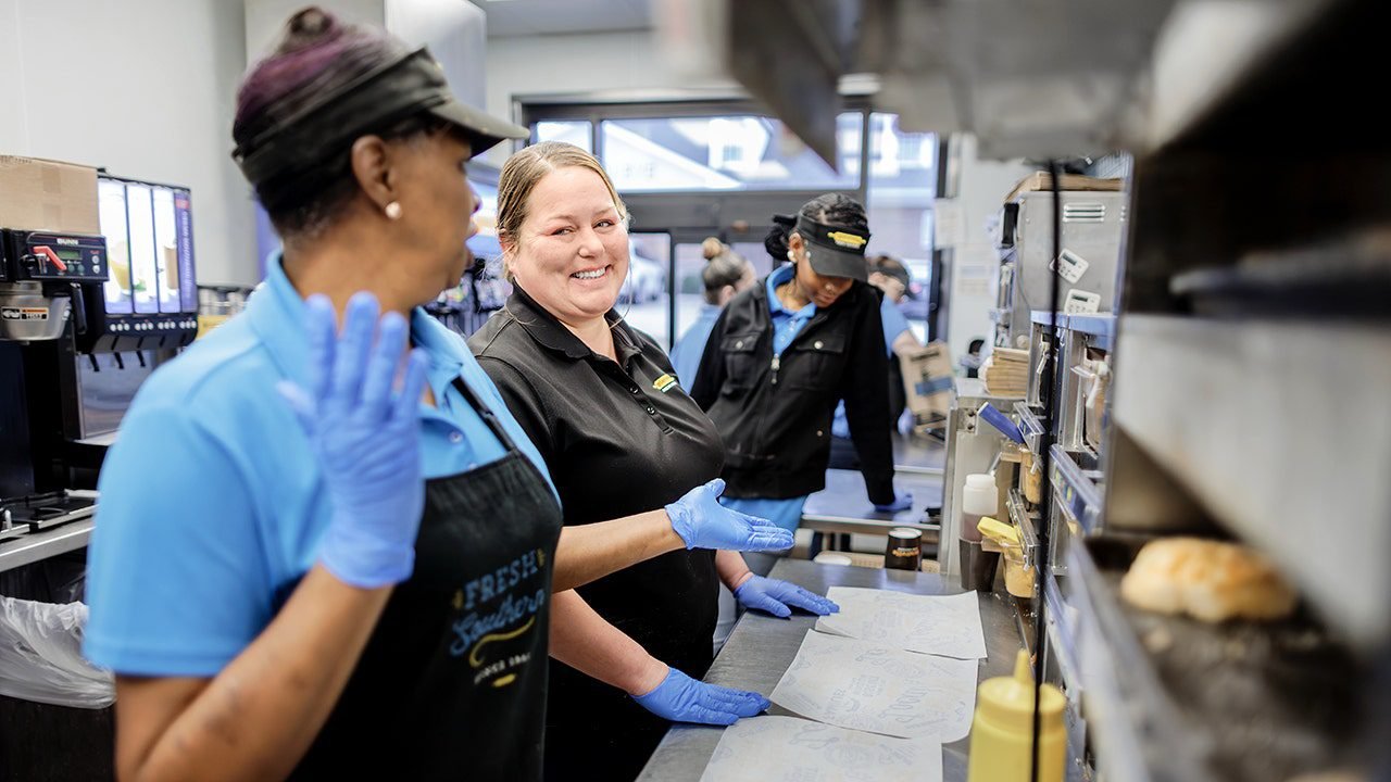 biscuitville-employees.jpg