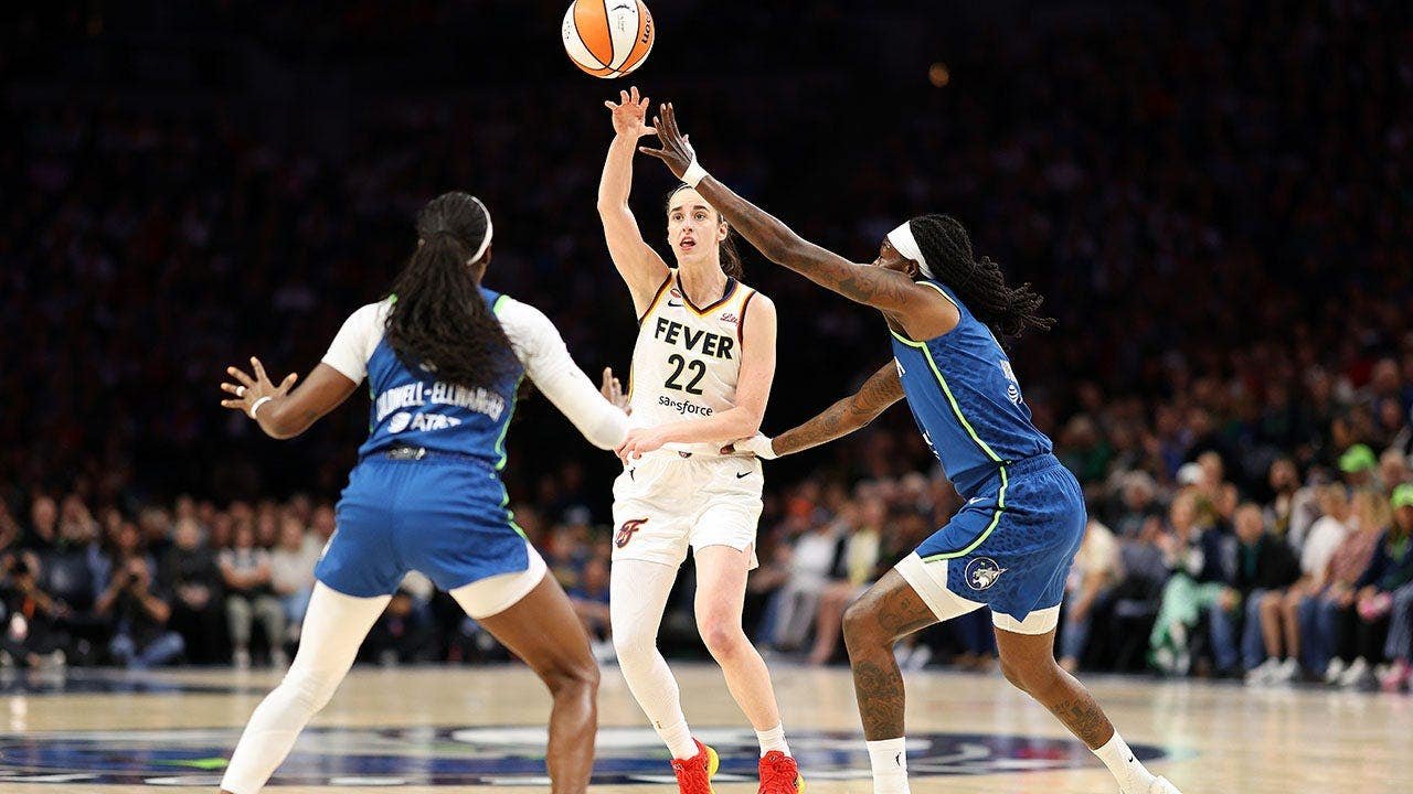 caitlin-clark-minnesota-lynx-fever-1.jpg