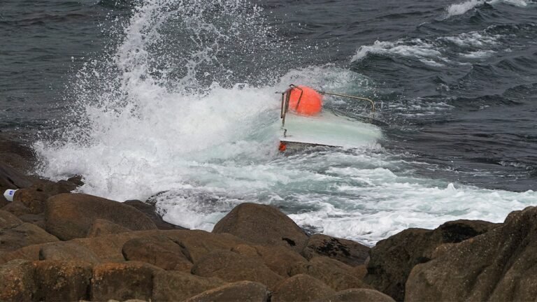 capsized-boat.jpg