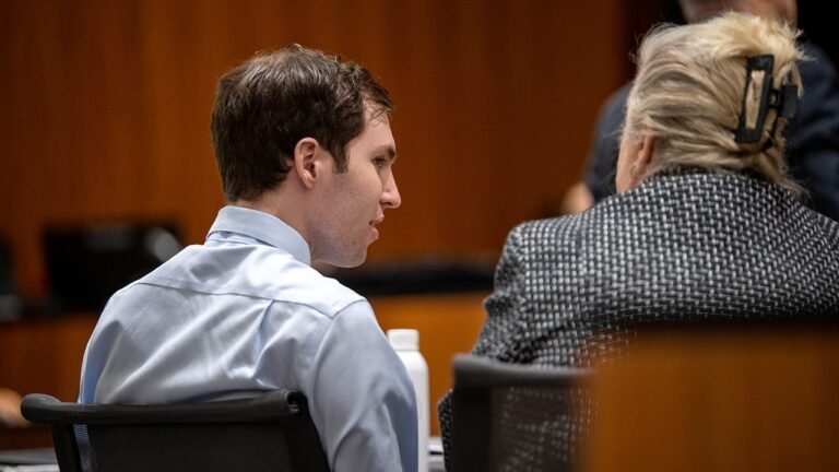 charlie-kirk-shooting-tyler-robinson-court-04-17-2026-fox-news-053.jpg