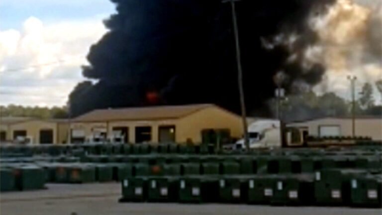 chemical-fire-mississippi-2.jpg