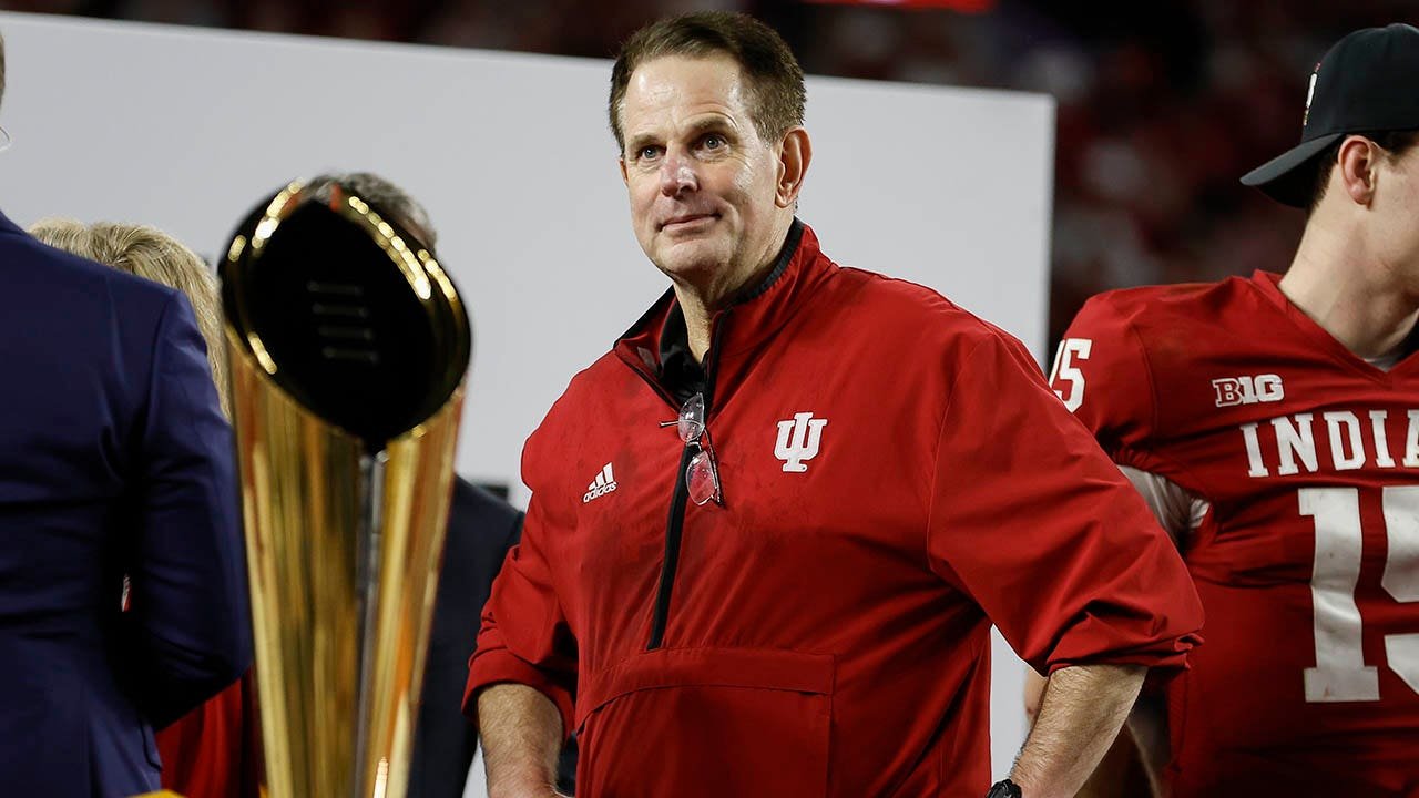 curt-cignetti-indiana-hoosiers.jpg