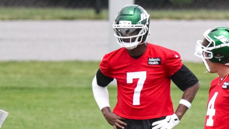 geno-smith-brady-cook-jets-minicamp-fox-news-001.jpeg