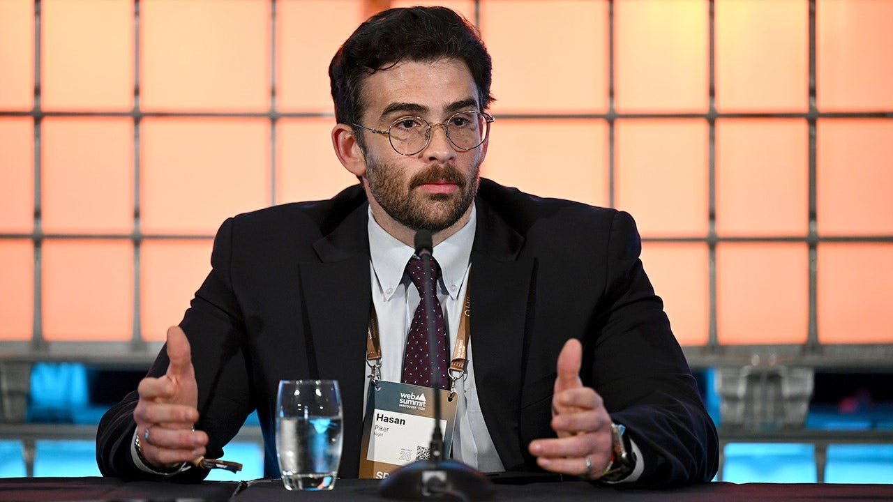 hasab-piker-speaking.jpg