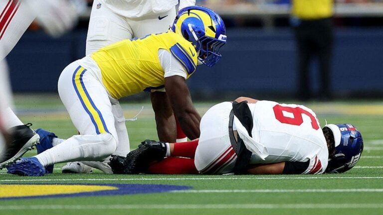 jaxson-dart-tackled-giants-rams-sofi.jpg