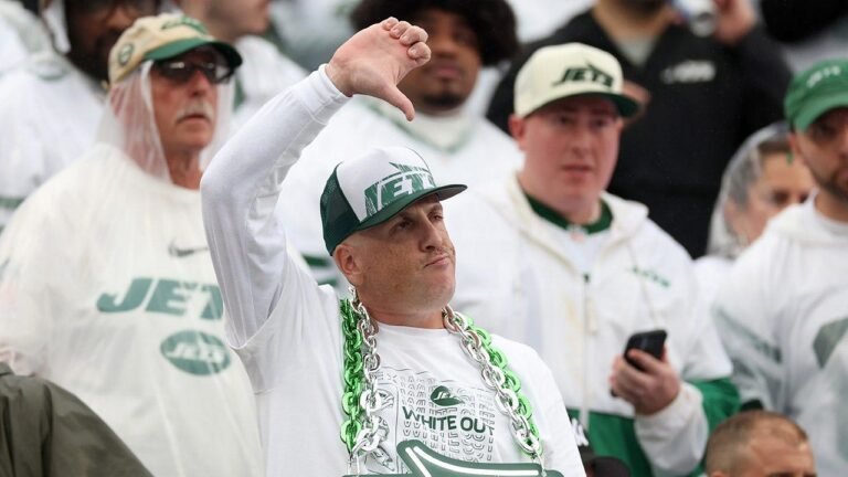 jets-packers-fan-metlife-stadium-fox-news_.jpg