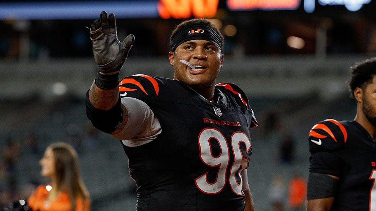 landon-robinson-bengals-preseason-game.jpg