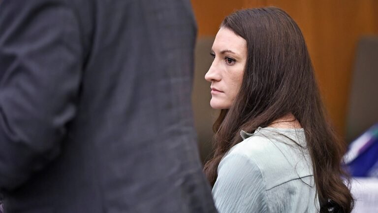lindsay-clancy-trial-17-august-004.jpg