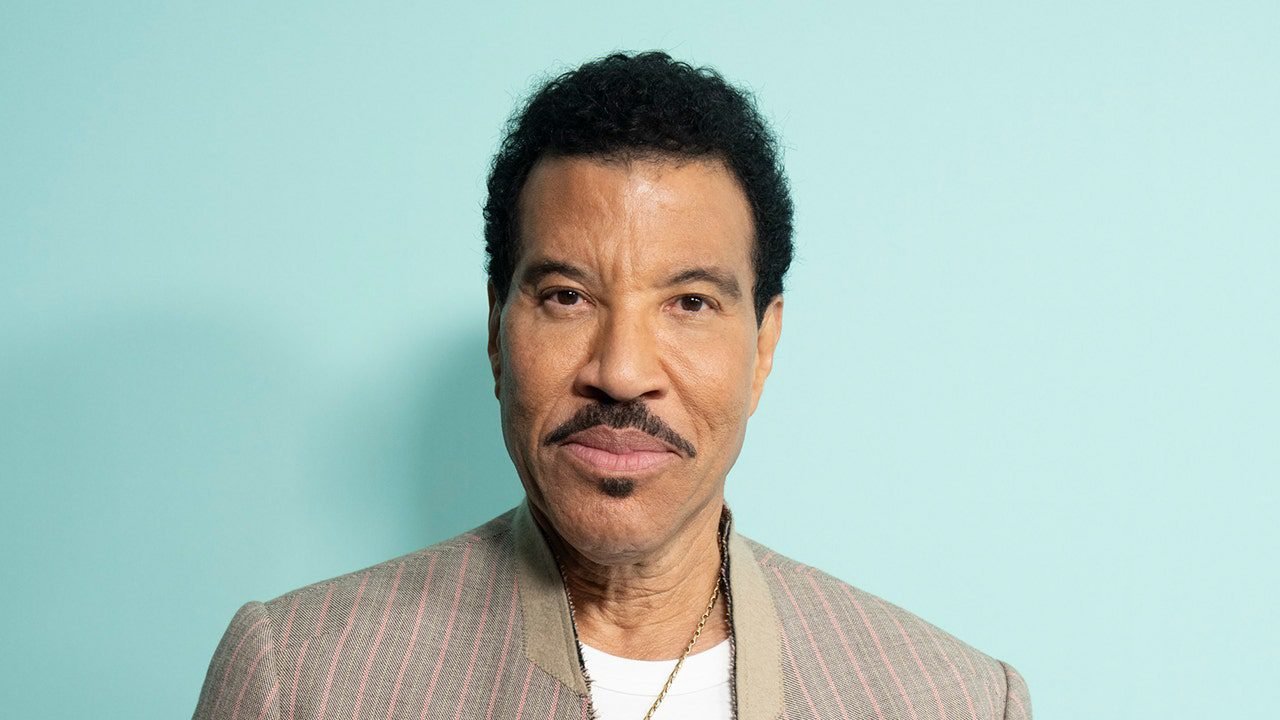 lionel-richie.jpg
