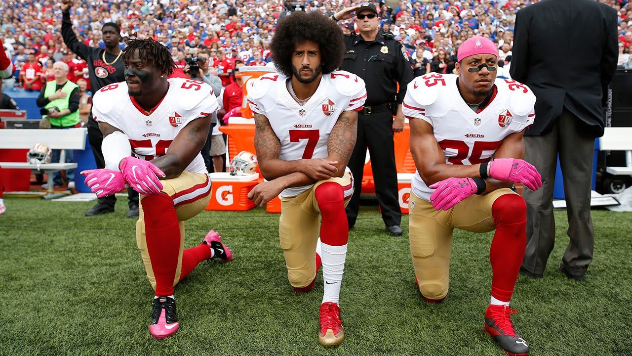 nfl-49ers-colin-kaepernick-120925-1.jpg
