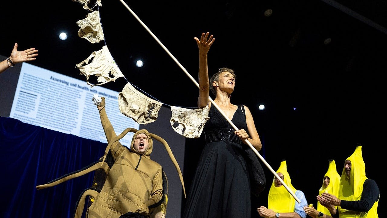 pia-viviani-atlant-bieri-ig-nobel-prize.jpg