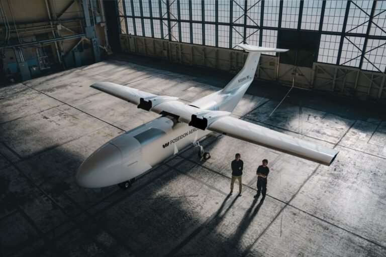 poseidon-aero-egret.jpg