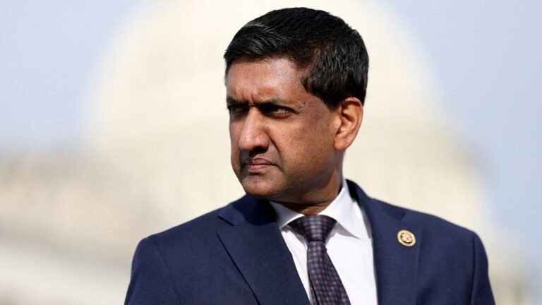 rep-ro-khanna-democrat-schumer.jpg