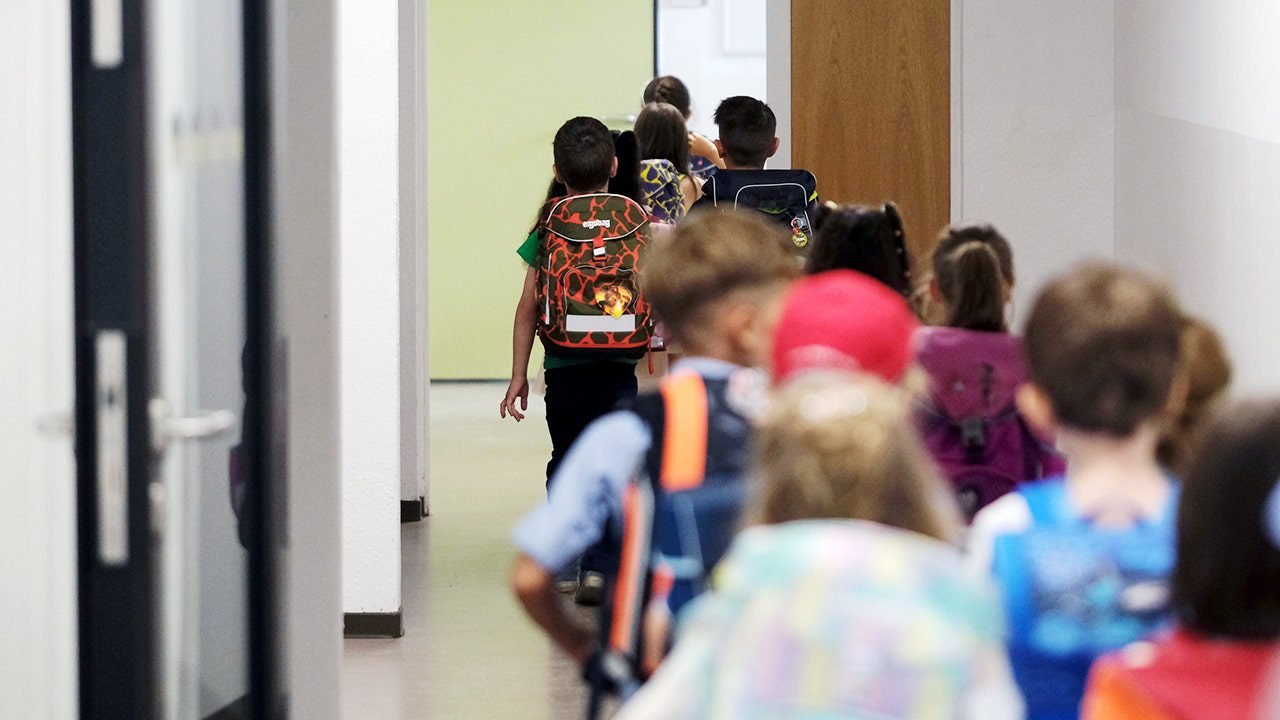 schools-spy-on-kids-photo-2.jpg