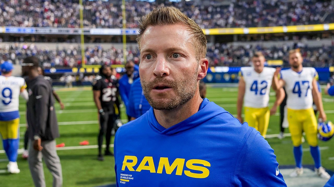 sean-mcvay-rams-texans-on-field.jpg