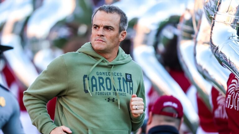 south-carolina-football-shane-beamer.jpg