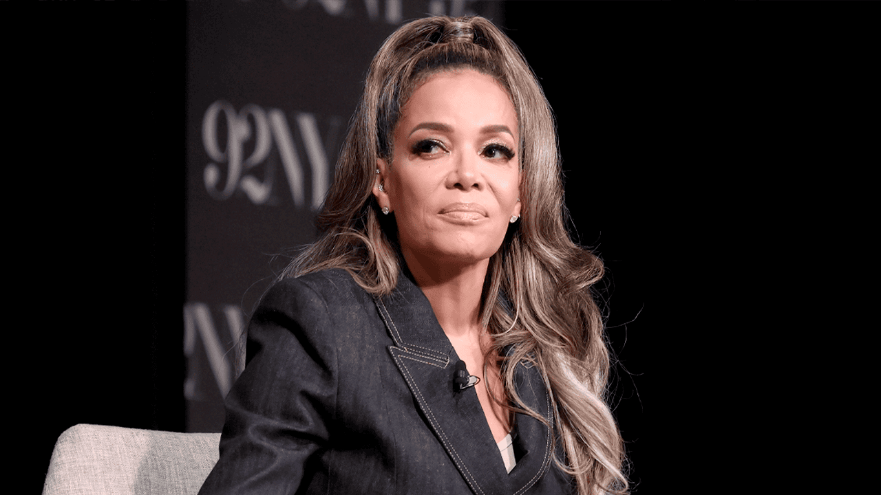 sunny-hostin-at-event.png