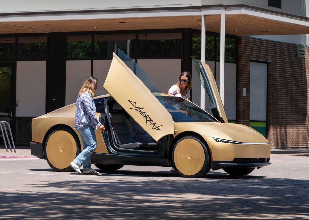 tesla-cybercab-open.jpg